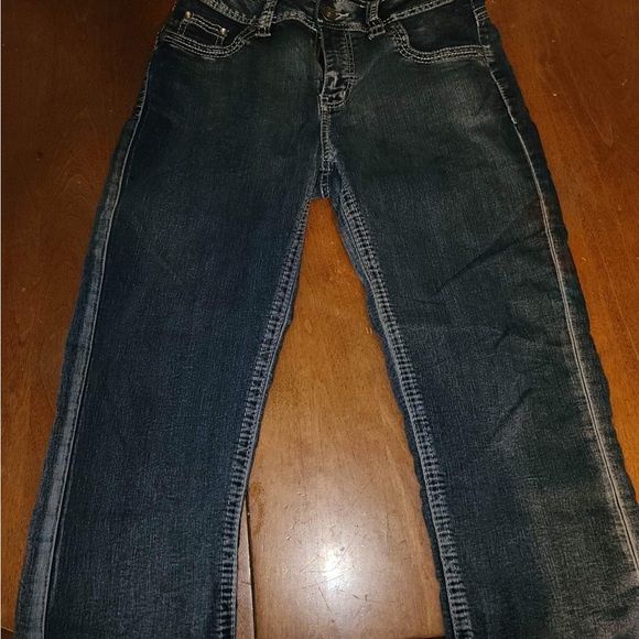 Women’s Capris - Picture 2 of 2